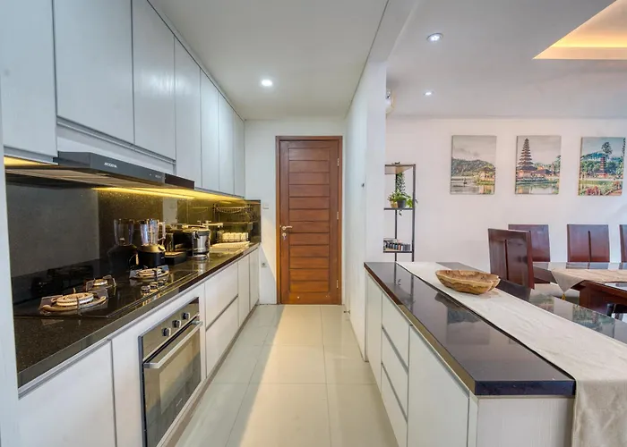 Villa Modern 4bd - Center - 2 Min To & Finns Club *