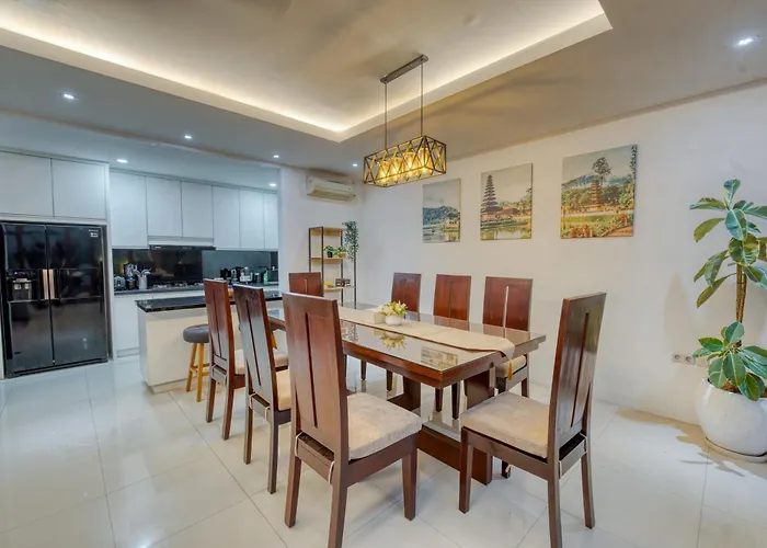 Modern 4bd - Center - 2 Min To & Finns Club Villa