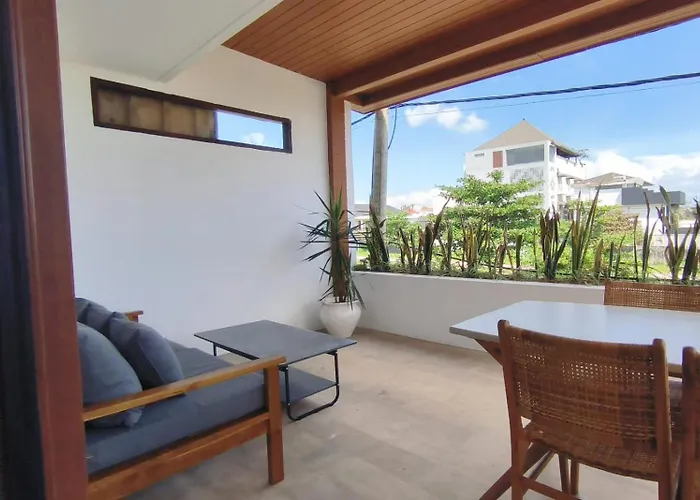 Modern 4bd - Center - 2 Min To & Finns Club Villa Canggu (Bali)